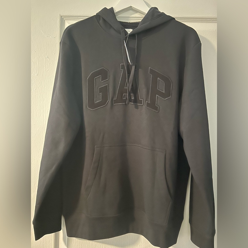 GAP Charcoal Hoodie with Logo MENS MEDIUM NWT